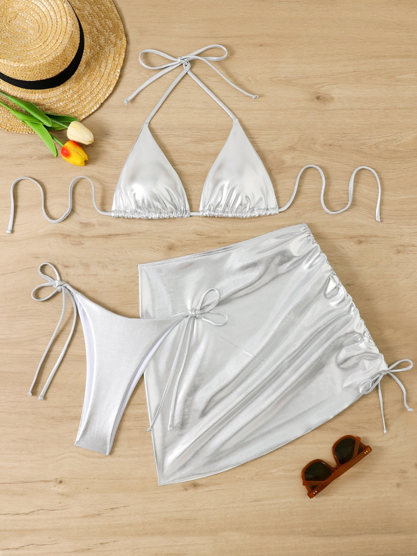 Ensemble bikini avec jupe paréo : bikini triangle scintillant, réglable, par berg-feldt
