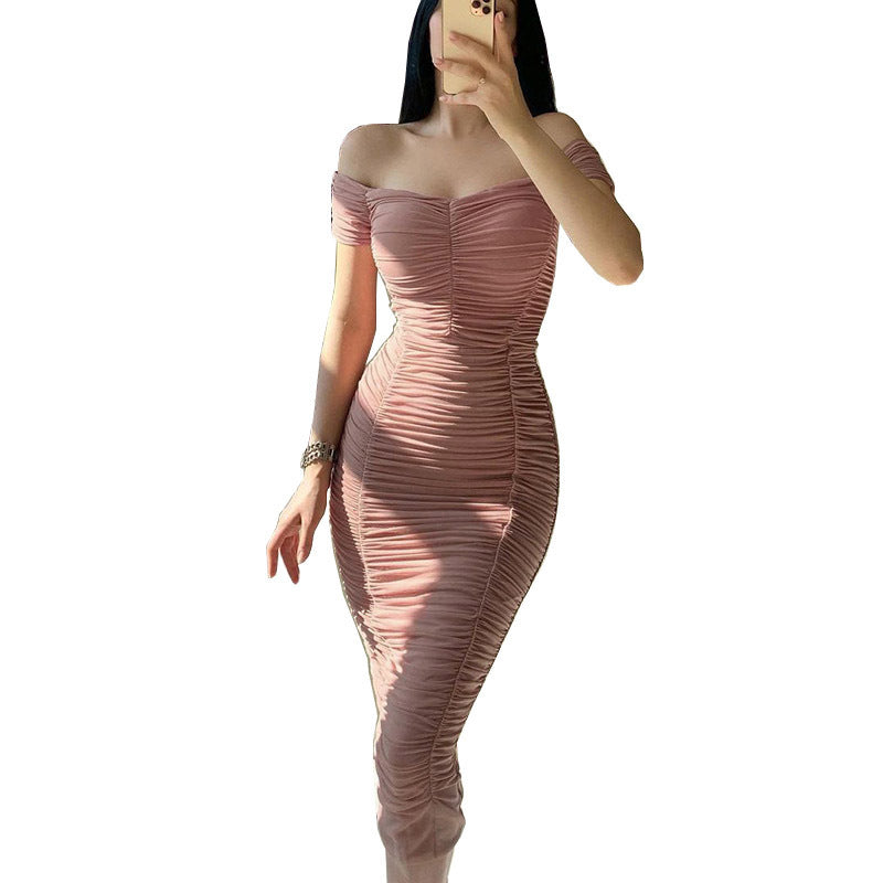 Schulterfreies Wickelkleid mit Rüschen für Damen von berg-feldt, figurbetont geschnitten