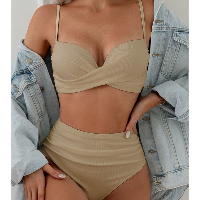 Haut de bikini femme Berg-Feldt, coupe haute, modèle cache-cœur avec bonnets paddés