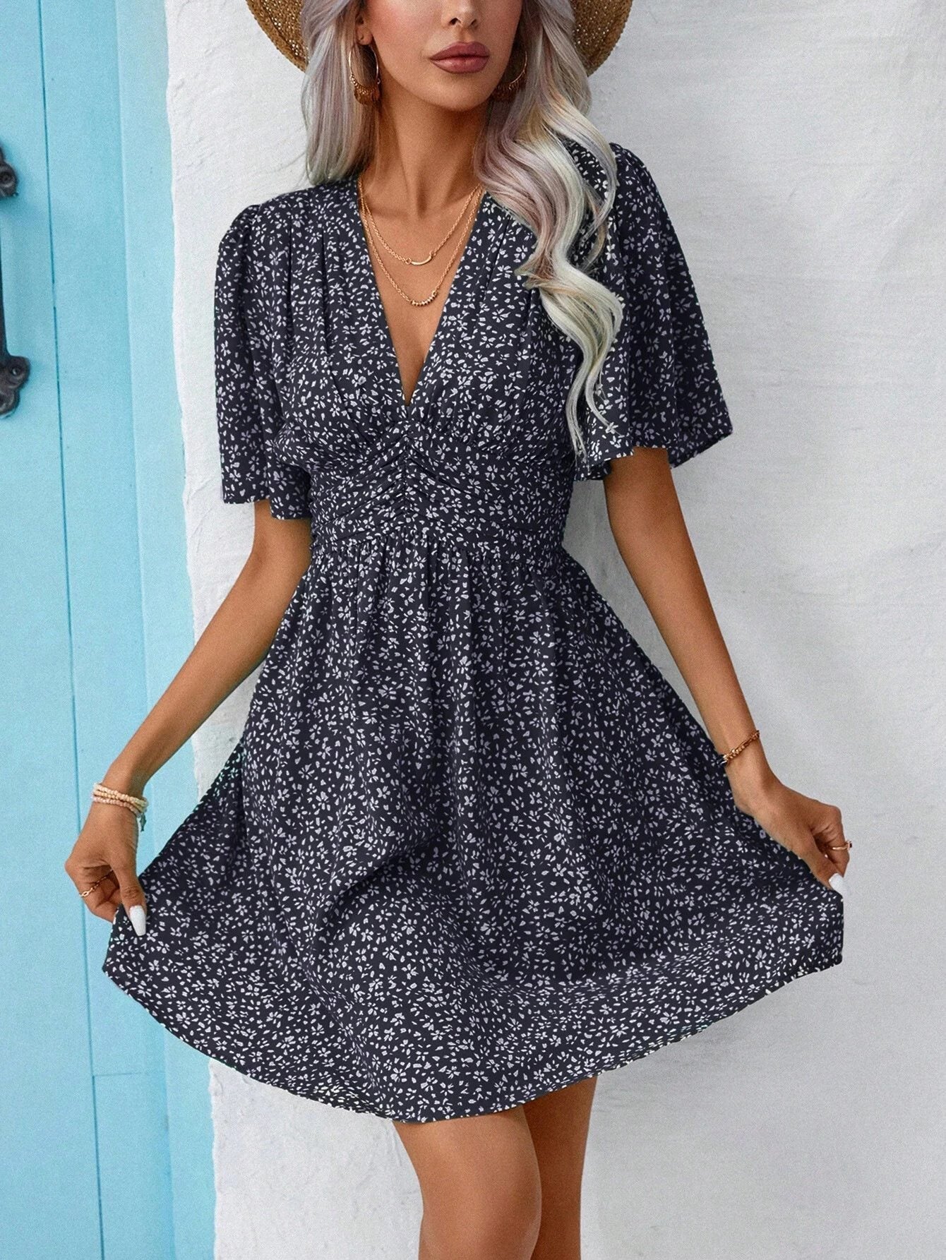Robe d'été femme, col en V, jupe fluide par berg-feldt