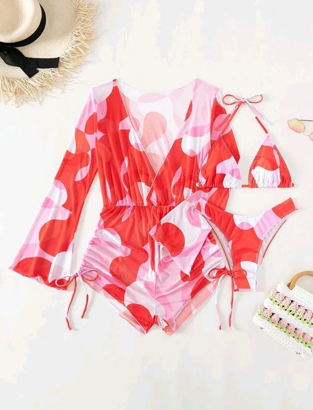 Badeset für Damen mit verspieltem Design und luftigen Ärmeln von berg-feldt