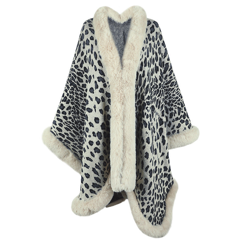 Poncho douillet pour femme avec luxueuse bordure en fausse fourrure et motif léopard Berg-Feldt
