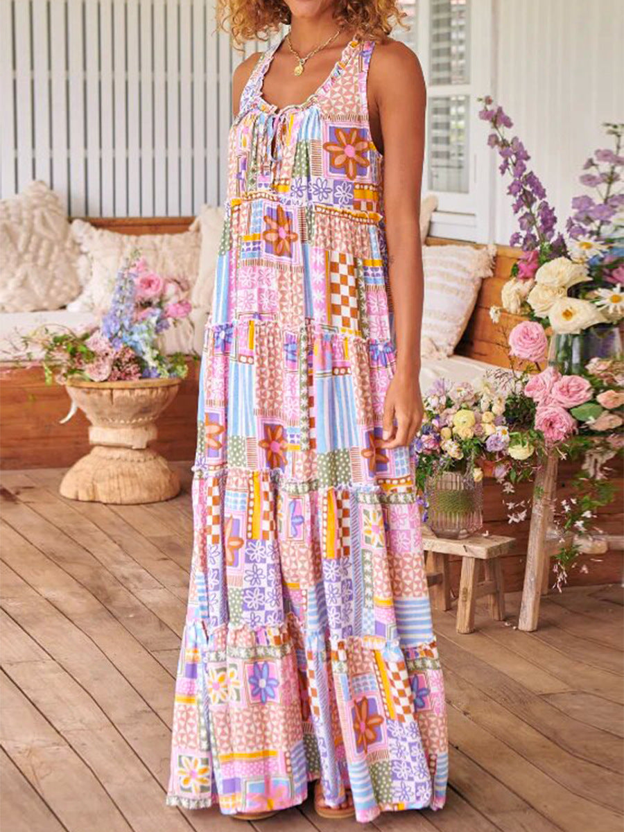 Langes Damenkleid mit farbenfrohem Patchworkmuster von berg-feldt