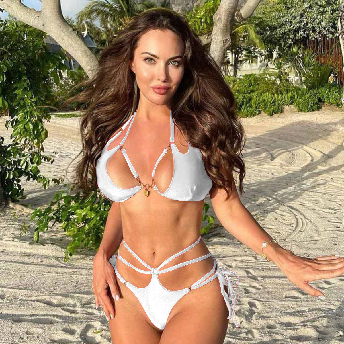 Maillot de bain deux pièces pour femme avec découpes raffinées et bretelles combinées de berg-feldt