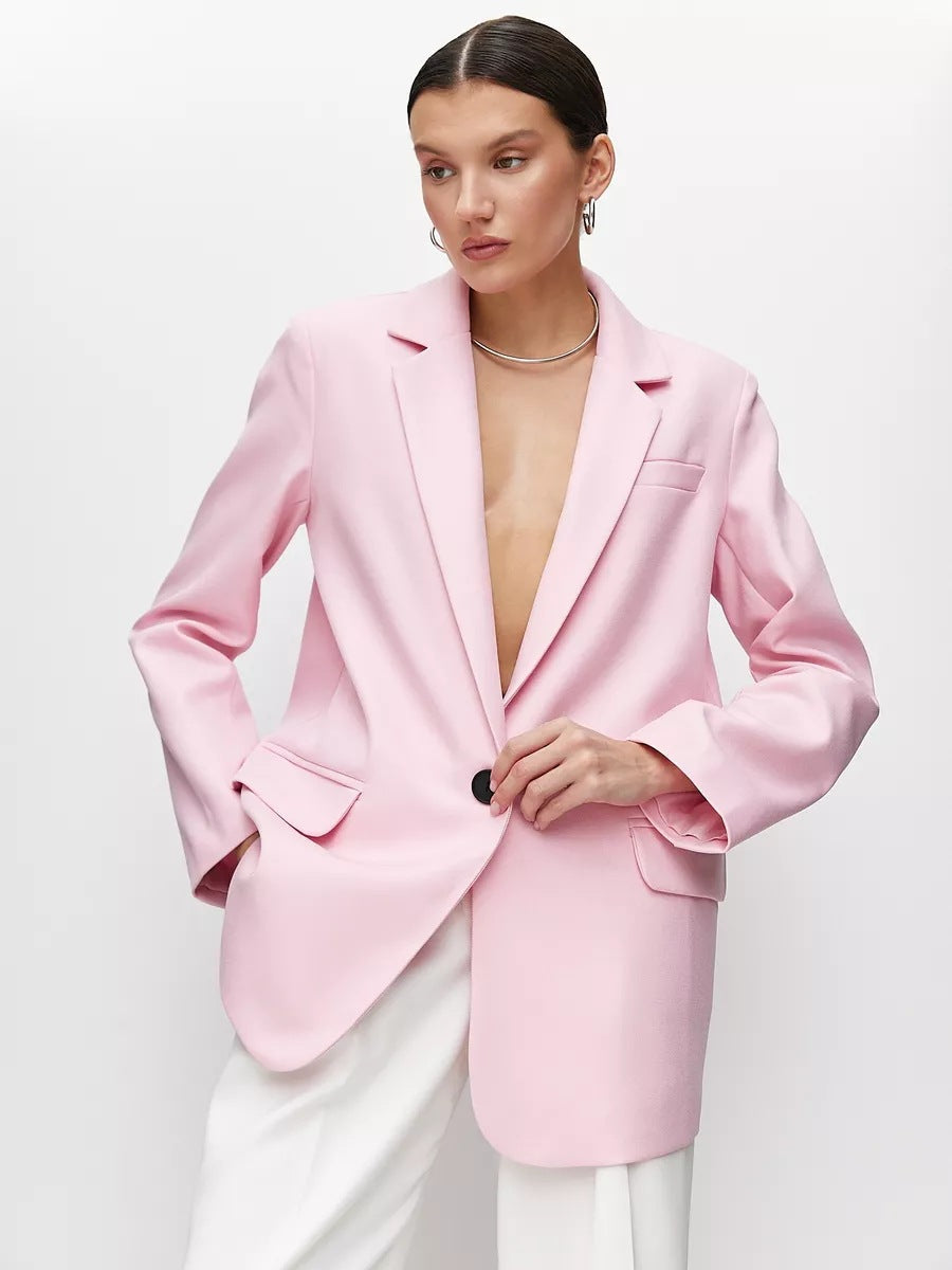 Eleganter Damen-Oversize-Blazer mit feiner Textur und minimalistischen Knöpfen von berg-feldt