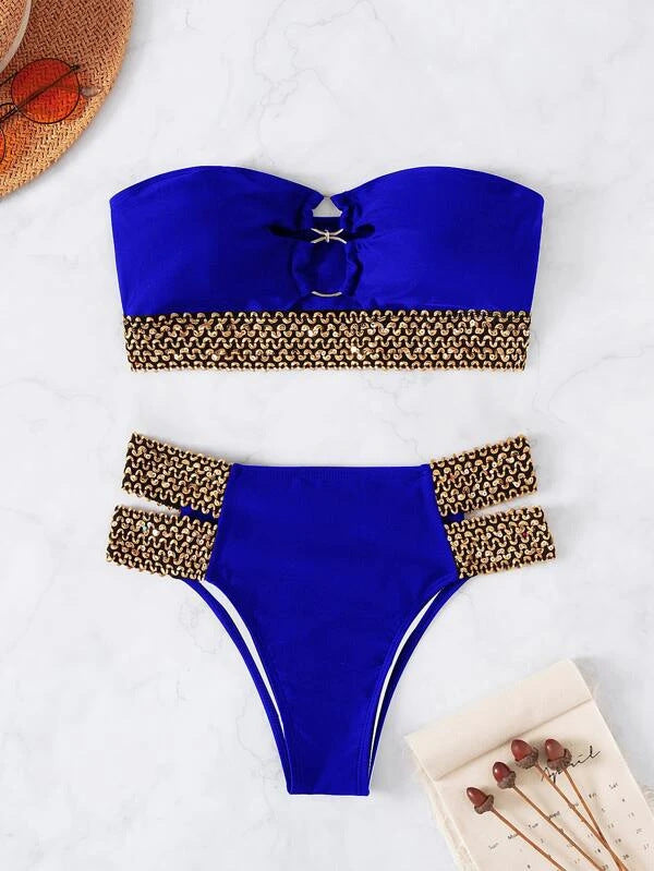Ensemble de bikini pour femme Berg-Feldt avec haut bandeau, bande décorative sous la poitrine et coupe haute sur les cuisses