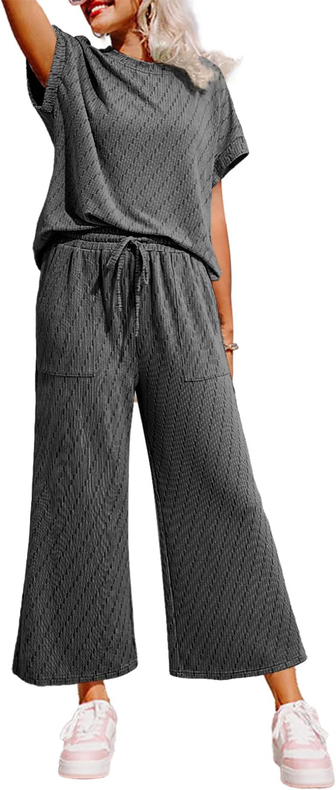 Bequemes Damen-Loungewear-Set mit Gummizug und Taschen von Berg-Feldt