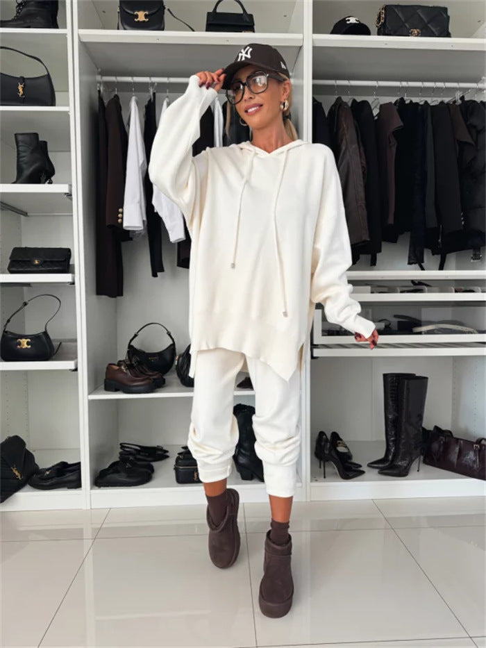 Ensemble confortable sweat à capuche et pantalon de jogging pour femme avec poches latérales Berg-Feldt