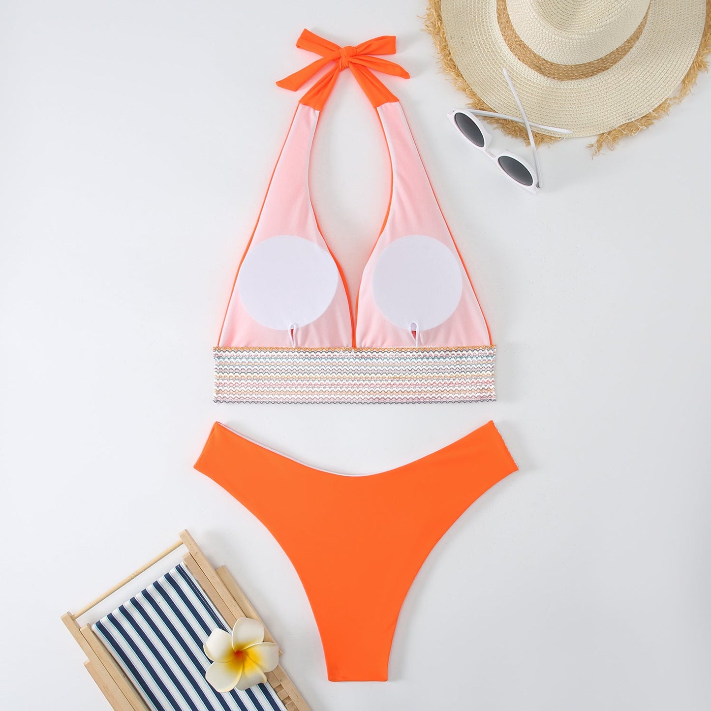 Ensemble de bikini pour femme de berg-feldt avec bretelles réglables et détails contrastés tendance
