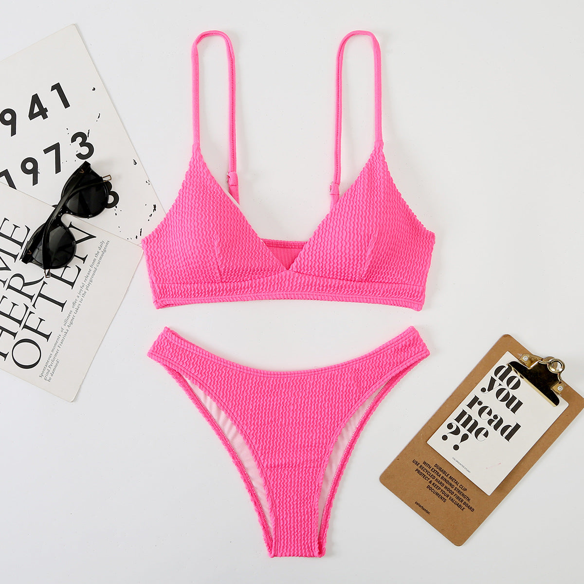 Ensemble de bikini pour femme de berg-feldt, avec surface texturée et bretelles fines
