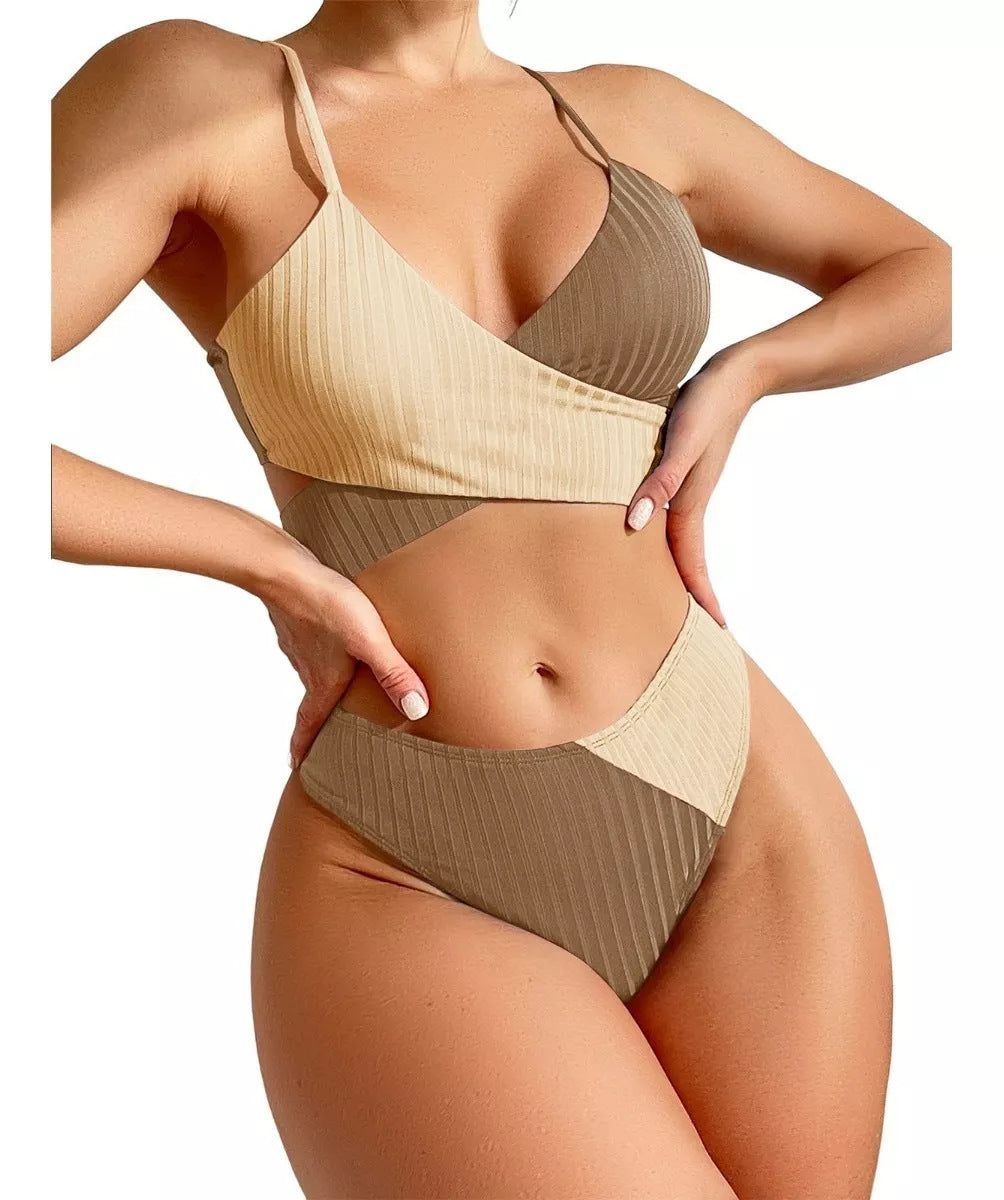 Ensemble de bikini pour femme avec haut croisé et coupe haute Berg-Feldt