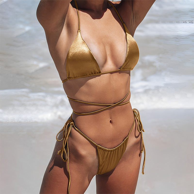 Ensemble de bikini pour femme avec haut triangle, bretelles réglables et culotte taille haute de berg-feldt