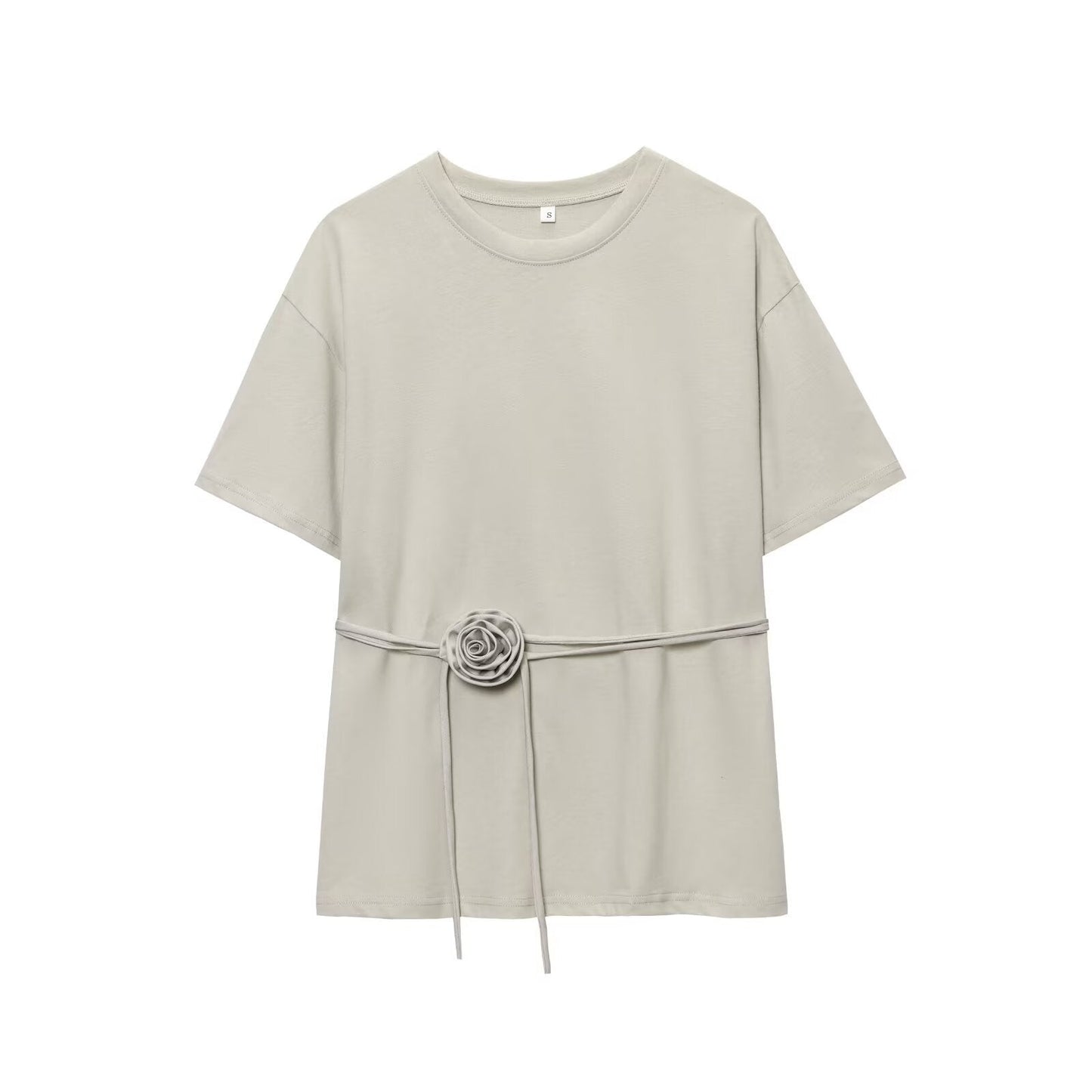 Haut féminin à manches courtes avec ceinture tendance de berg-feldt