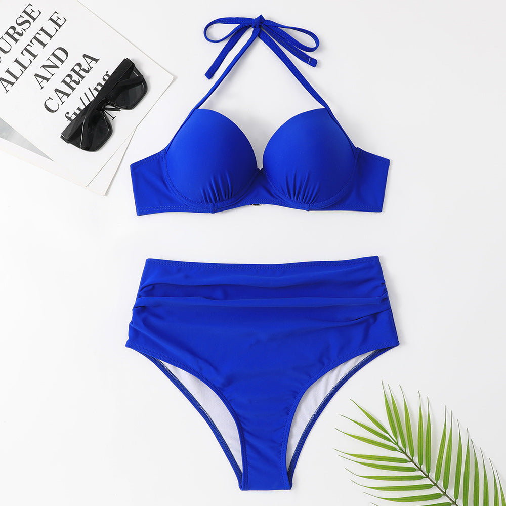 Ensemble de bikini femme avec soutien-gorge tour de cou et bonnets de berg-feldt