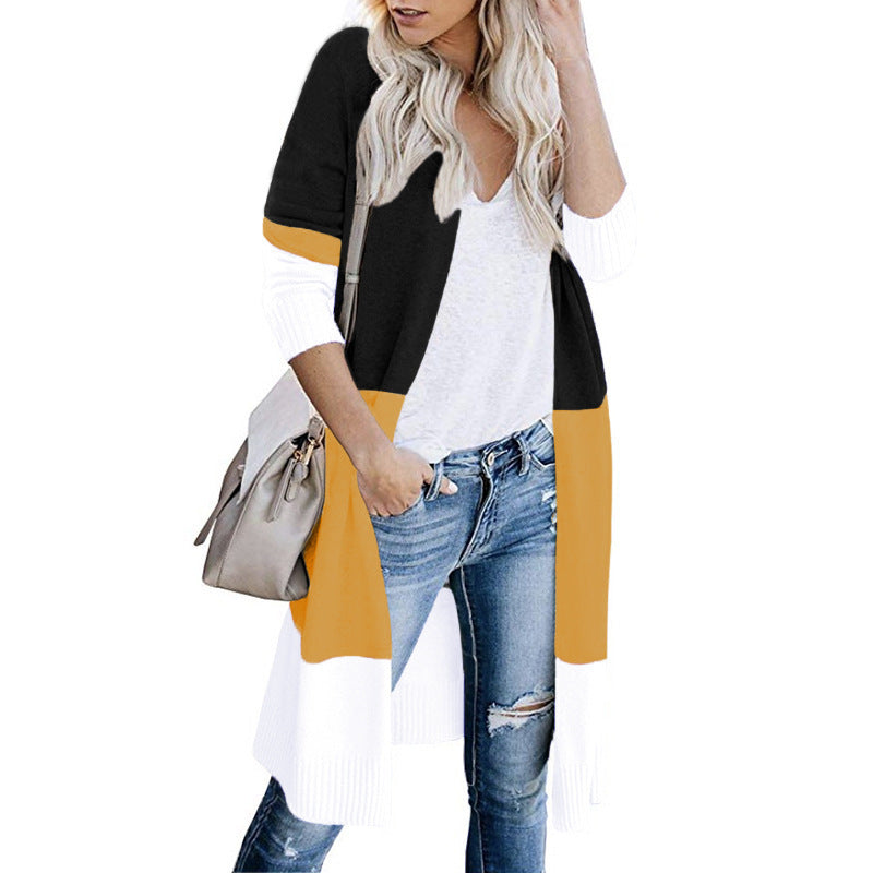 Modischer Damen-Strickmantel mit Farbblock-Design und figurfreundlichem Schnitt von berg-feldt