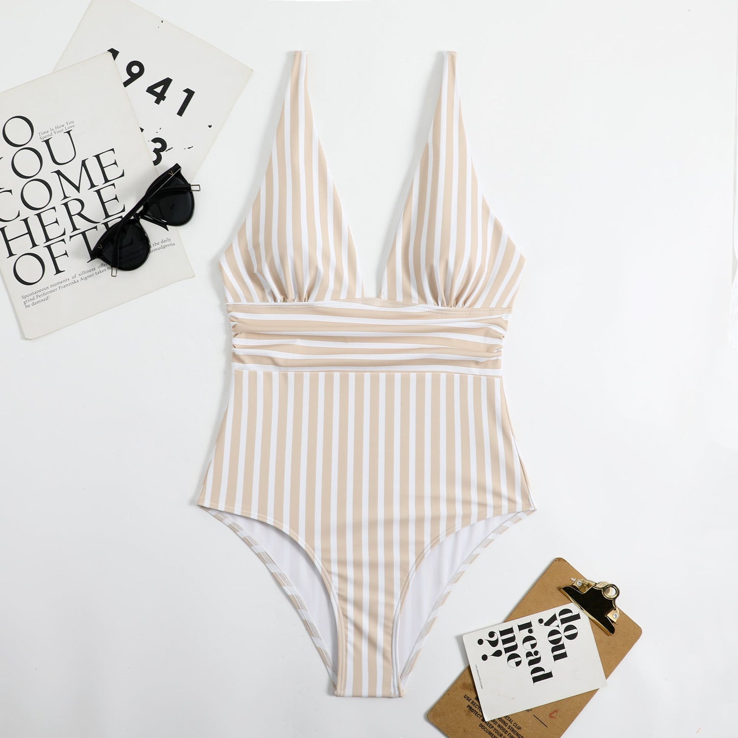 Maillot de bain femme Berg-feldt, échancré, rayé