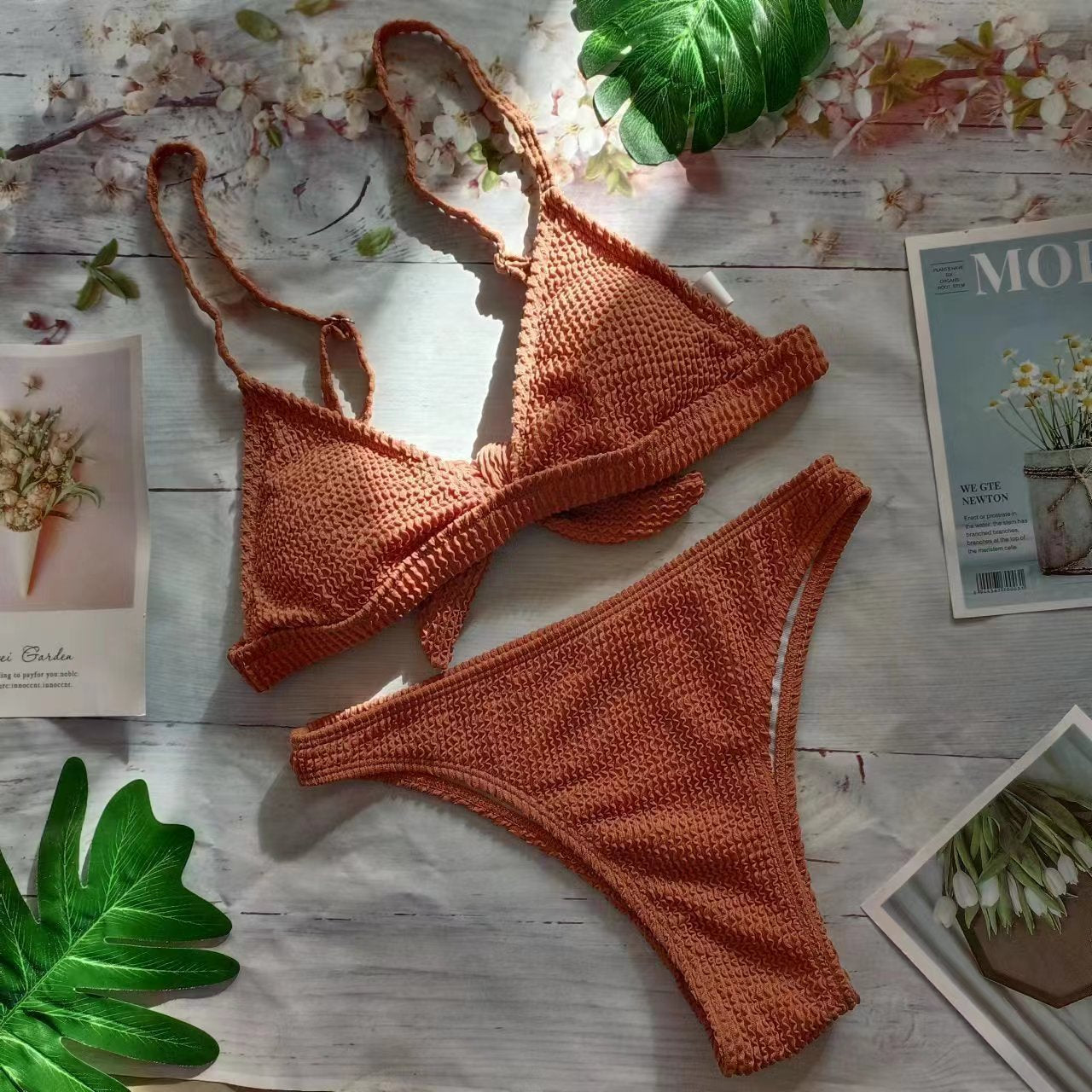 Ensemble de bikini Berg-Feldt pour femmes : Haut triangle tressé avec bretelles réglables