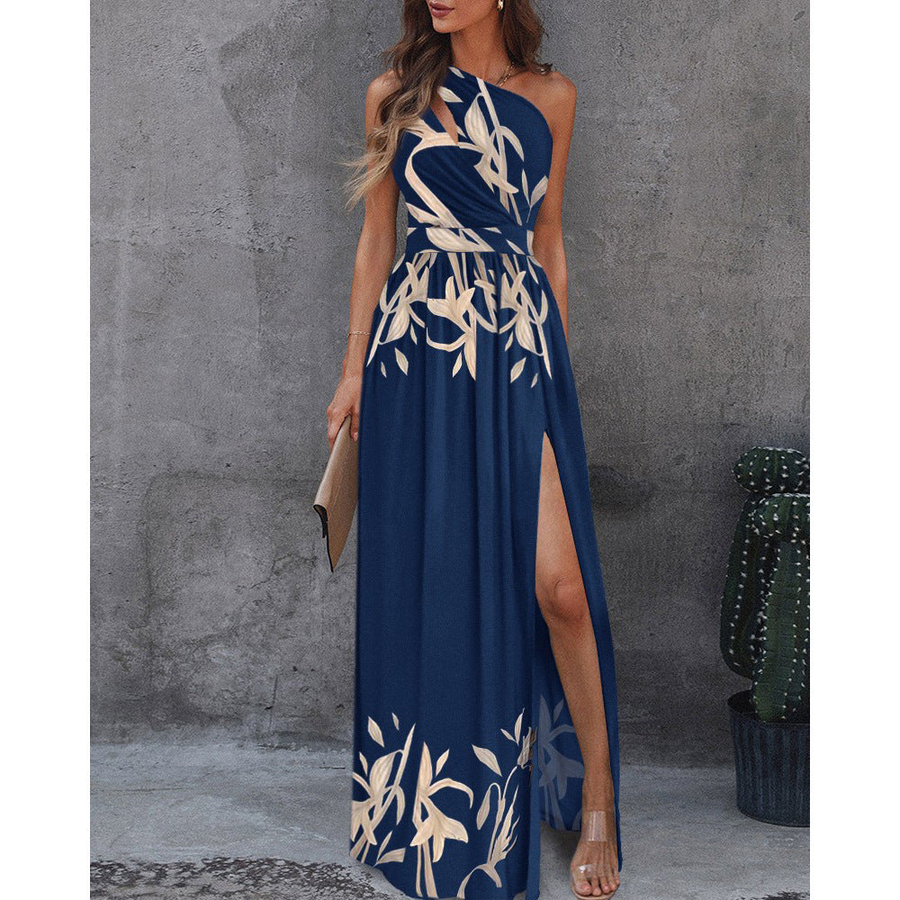 Elegantes Maxikleid mit asymmetrischem Ausschnitt und Schlitz von berg-feldt