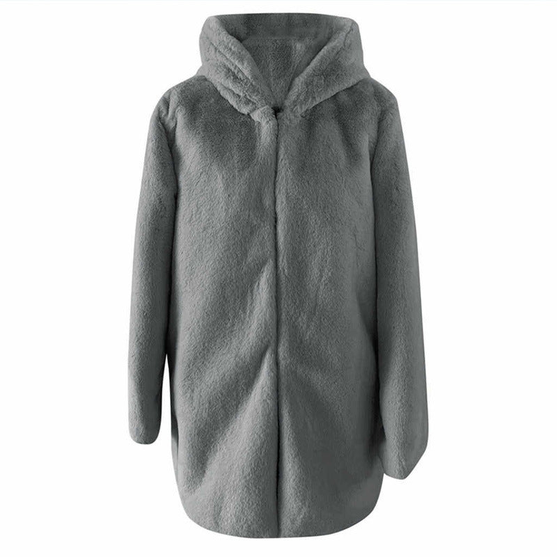 Veste à capuche douillette en fausse fourrure pour femme avec coupe décorative Berg-Feldt