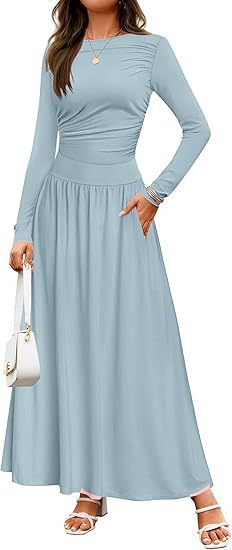 Robe longue à manches longues pour femmes avec d'élégants détails volantés et des poches pratiques Berg-Feldt