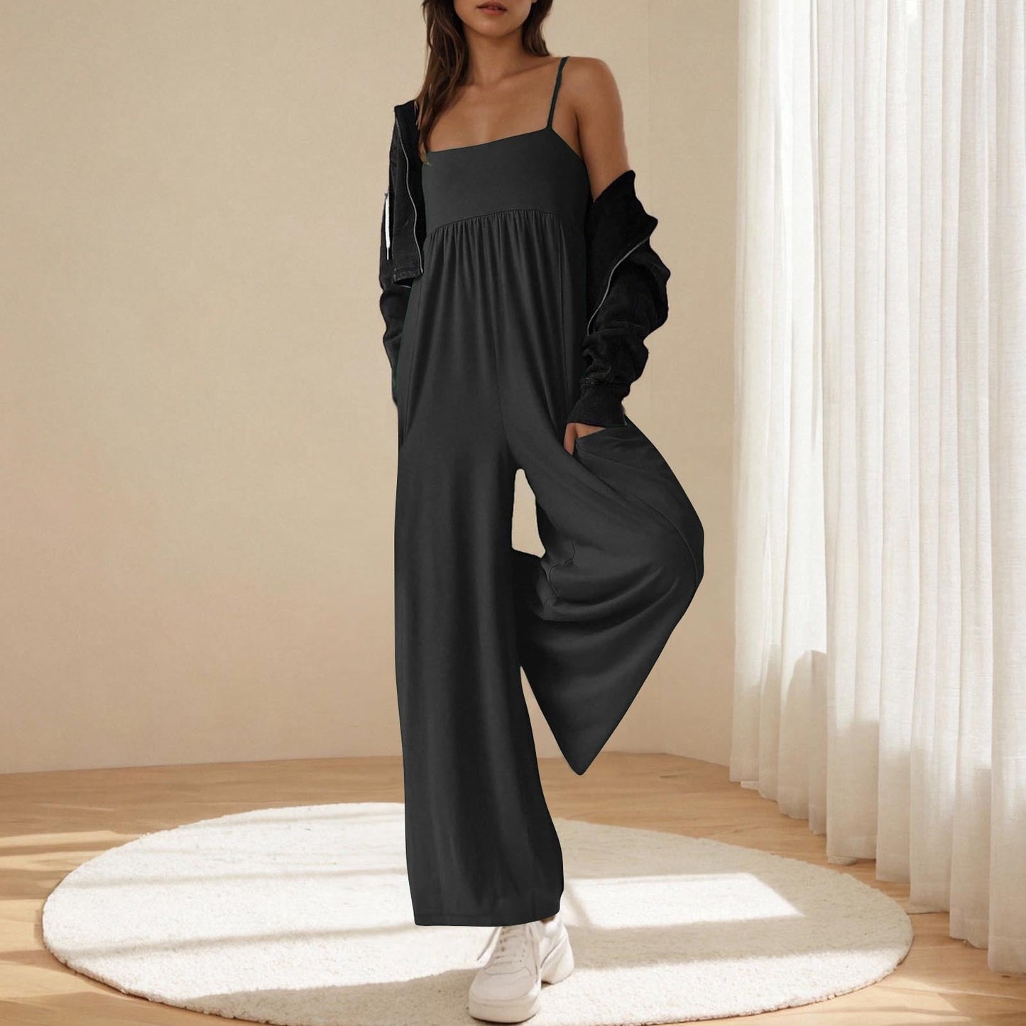 Langes Damen-Skaterkleid mit verstellbaren Spaghettiträgern und Taschen von berg-feldt