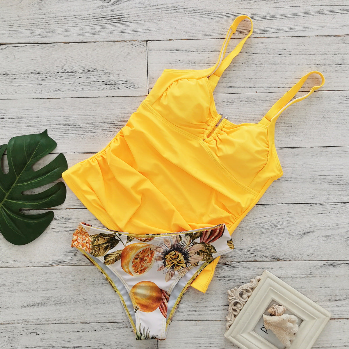 Ensemble tankini Berg-Feldt pour femme avec imprimé floral et détails à volants
