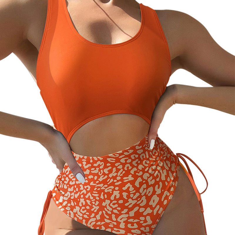 Combinaison une pièce femme Berg-Feldt avec découpes et jambes échancrées