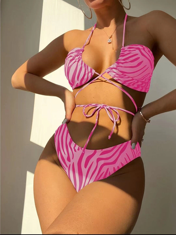 Bikini innovant pour femme avec des détails ludiques de berg-feldt