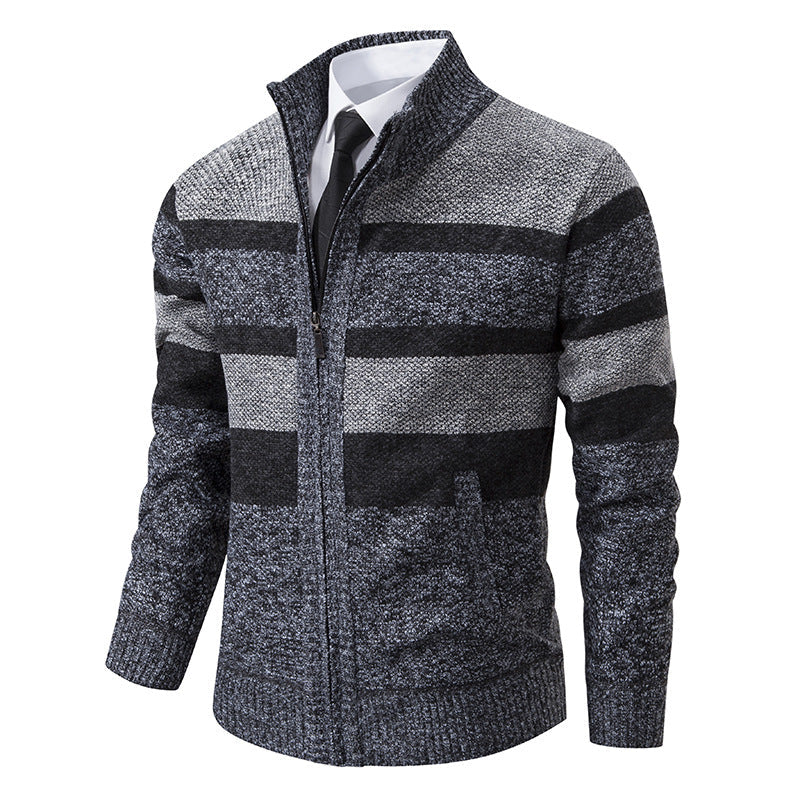 Herren Strickjacke mit Stehkragen und modernem Streifenmuster Berg-Feldt