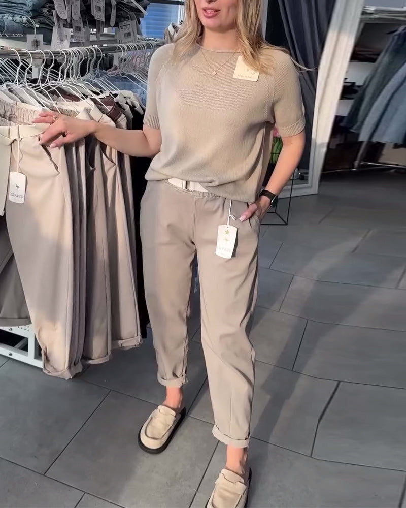 Pantalon chino pour femme avec ceinture élastique et détails modernes par berg-feldt