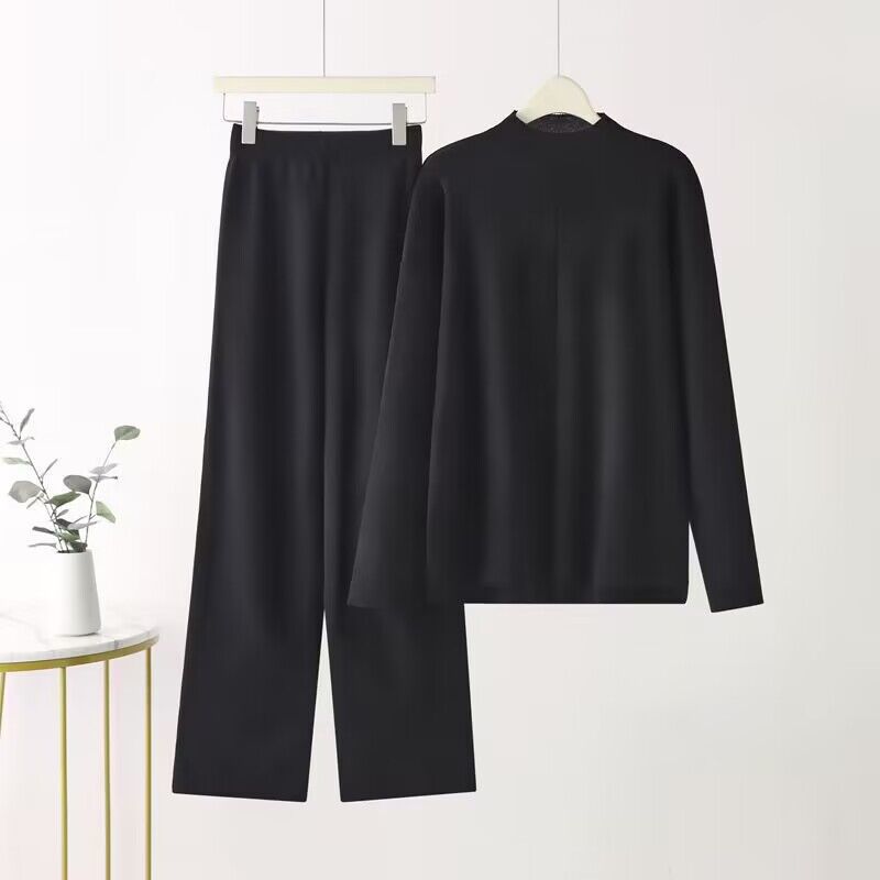 Ensemble élégant pour femme avec haut à manches longues et pantalon palazzo Berg-Feldt