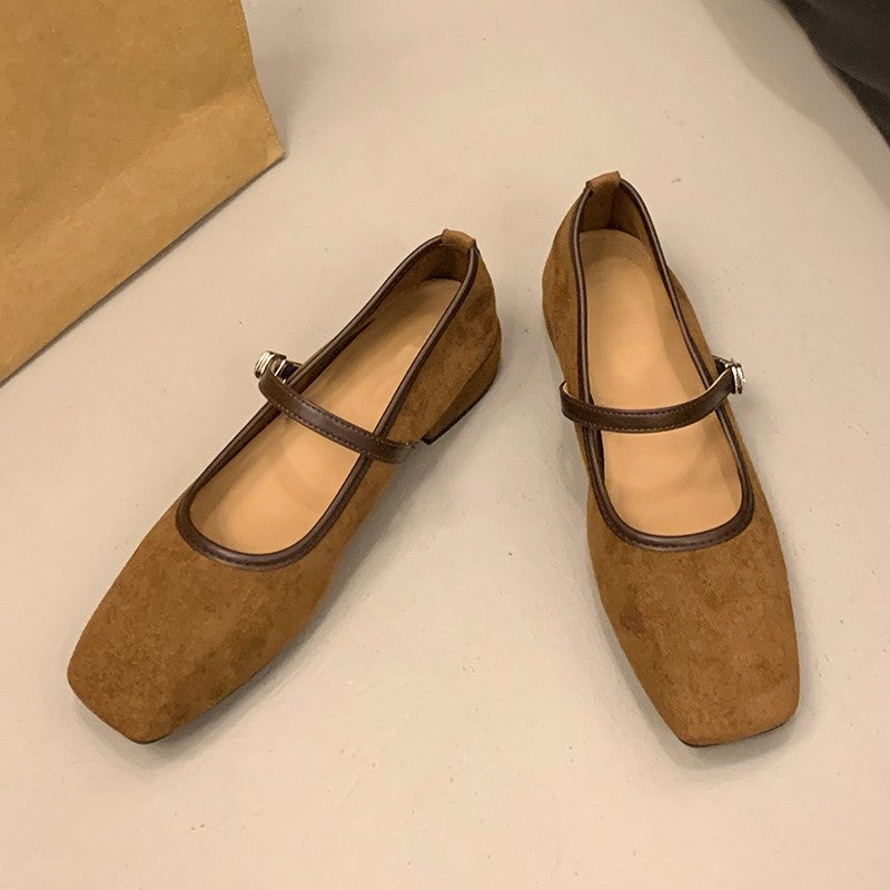 Frauen Mary Janes Ballerinas mit quadratischer Spitze und verstellbarem Riemchen von berg-feldt