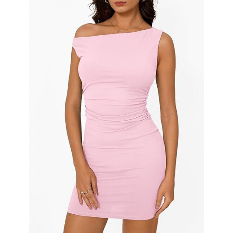 Figurbetontes Damen-Etuikleid mit Raffung und One-Shoulder-Ausschnitt von berg-feldt