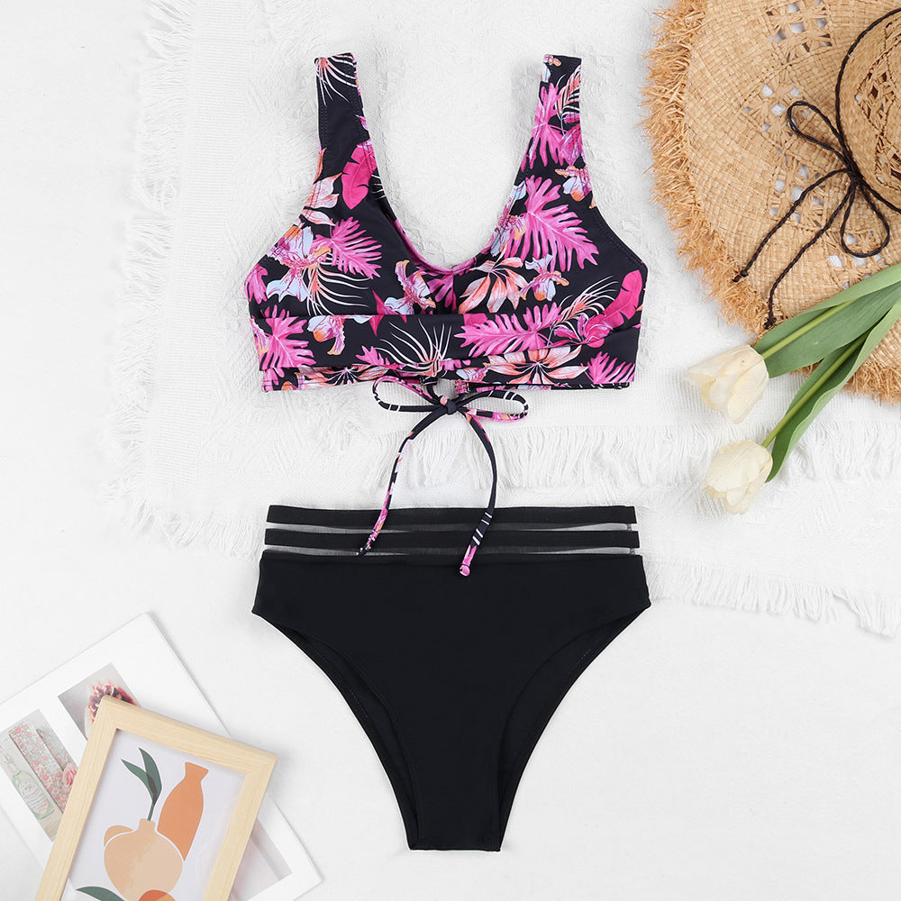 Ensemble bikini berg-feldt pour femme avec haut fleuri et taille haute