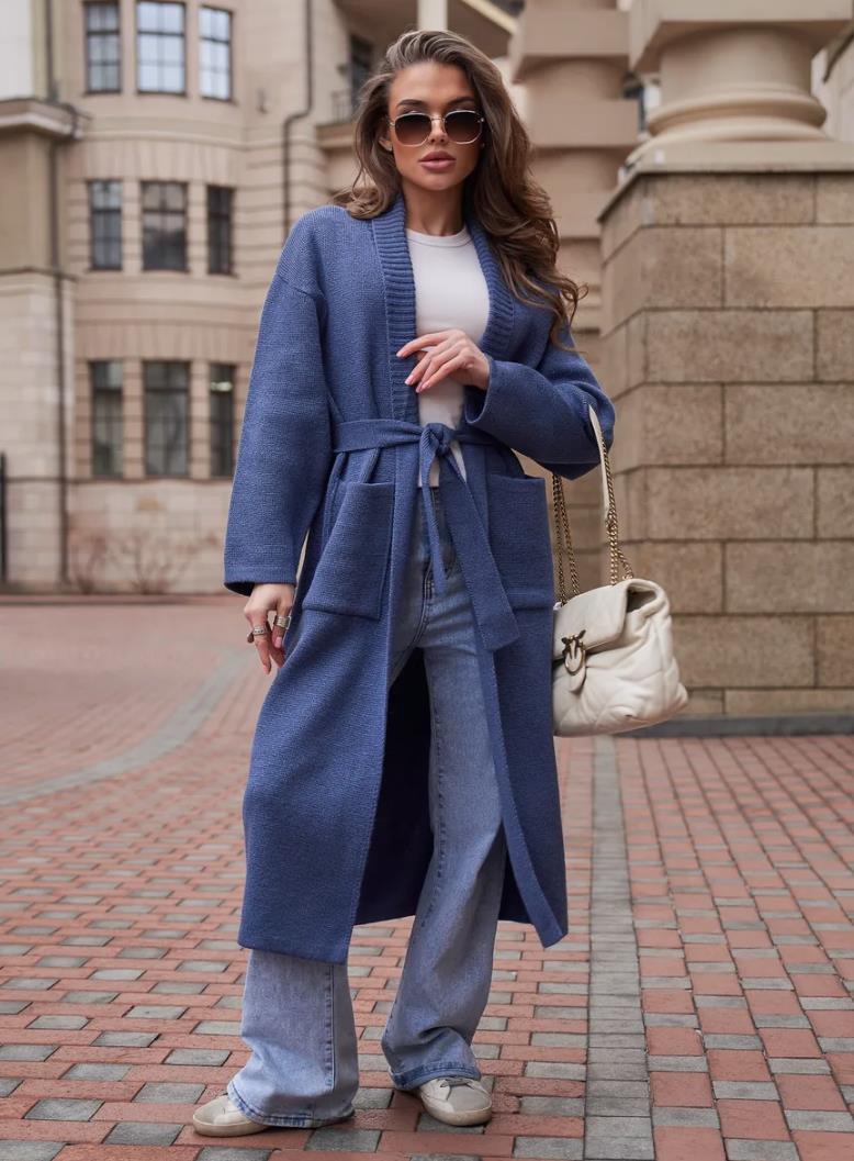 Damen Strickmantel mit Gürtel und praktischen Taschen Berg-Feldt