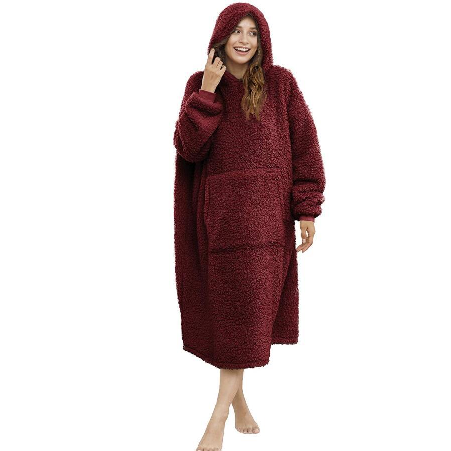 Peignoir douillet en polaire pour hommes avec capuche et poches Berg-Feldt