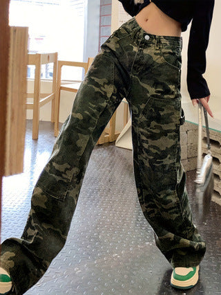 Bequeme Cargohose für Damen im urbanen Camouflage-Design mit vielen Taschen von berg-feldt