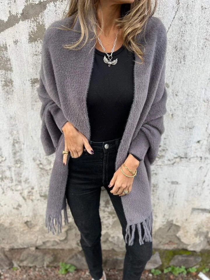 Poncho tricoté douillet pour femme avec franges Berg-Feldt