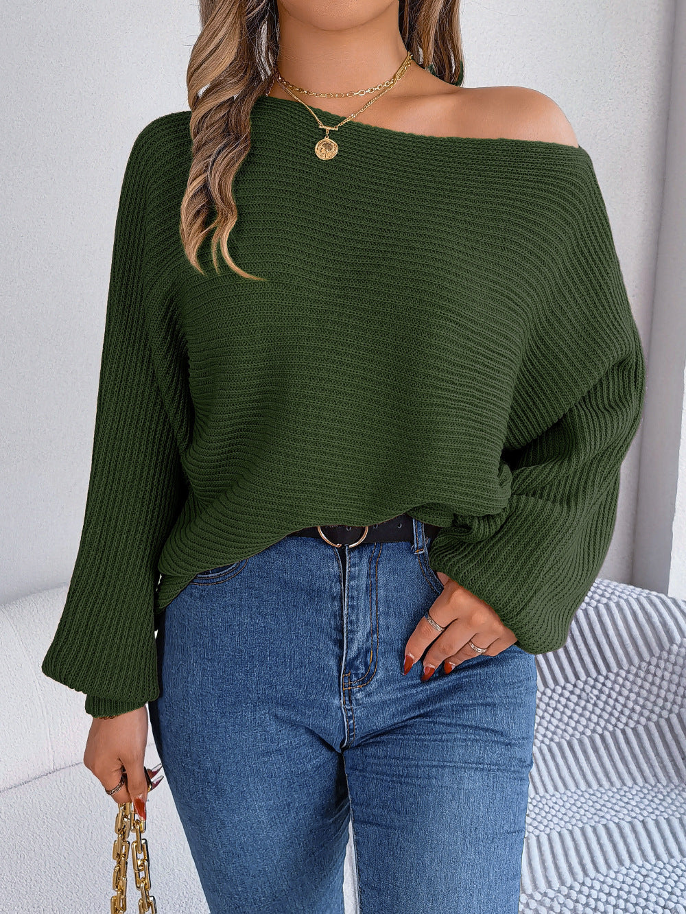 Oversize Damenpullover mit Einarm-Schnitt von berg-feldt