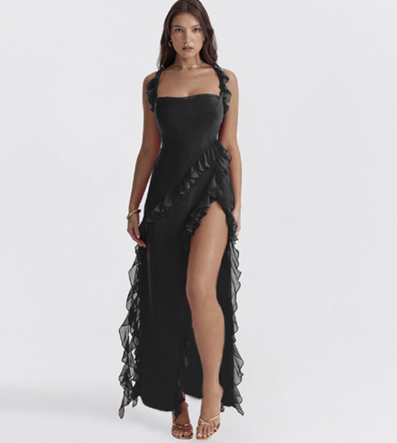 Robe longue Berg-Feldt avec volants séduisants et fente haute