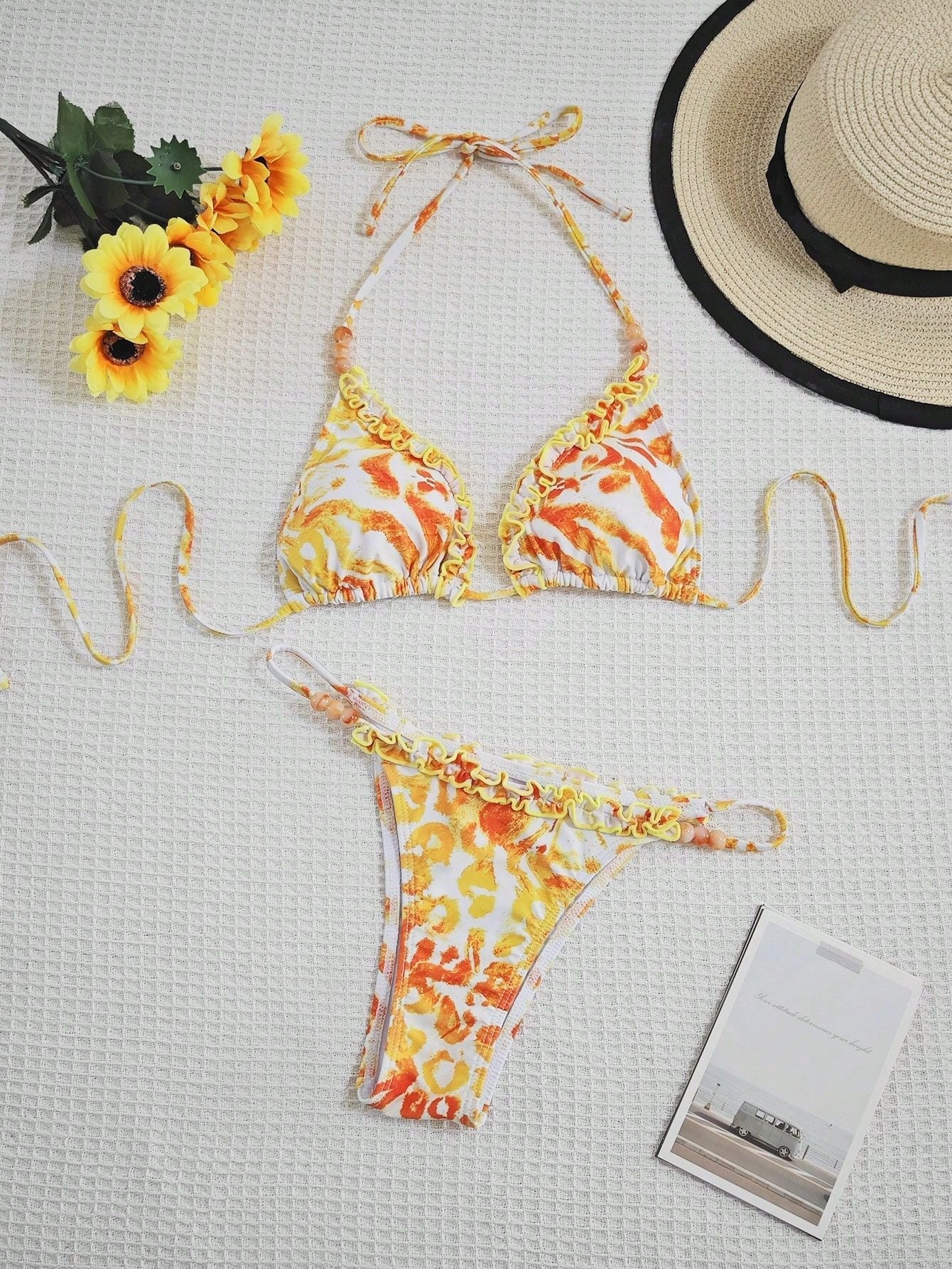 Ensemble bikini pour femme berg-feldt avec haut triangle à volants et bretelles réglables