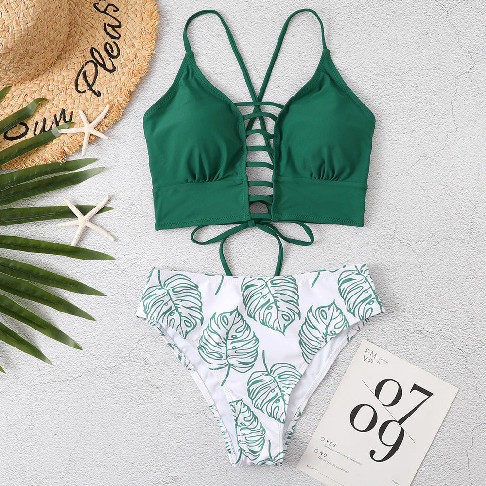 Ensemble de bikini pour femme avec haut tressé et coupe haute échancrée de berg-feldt