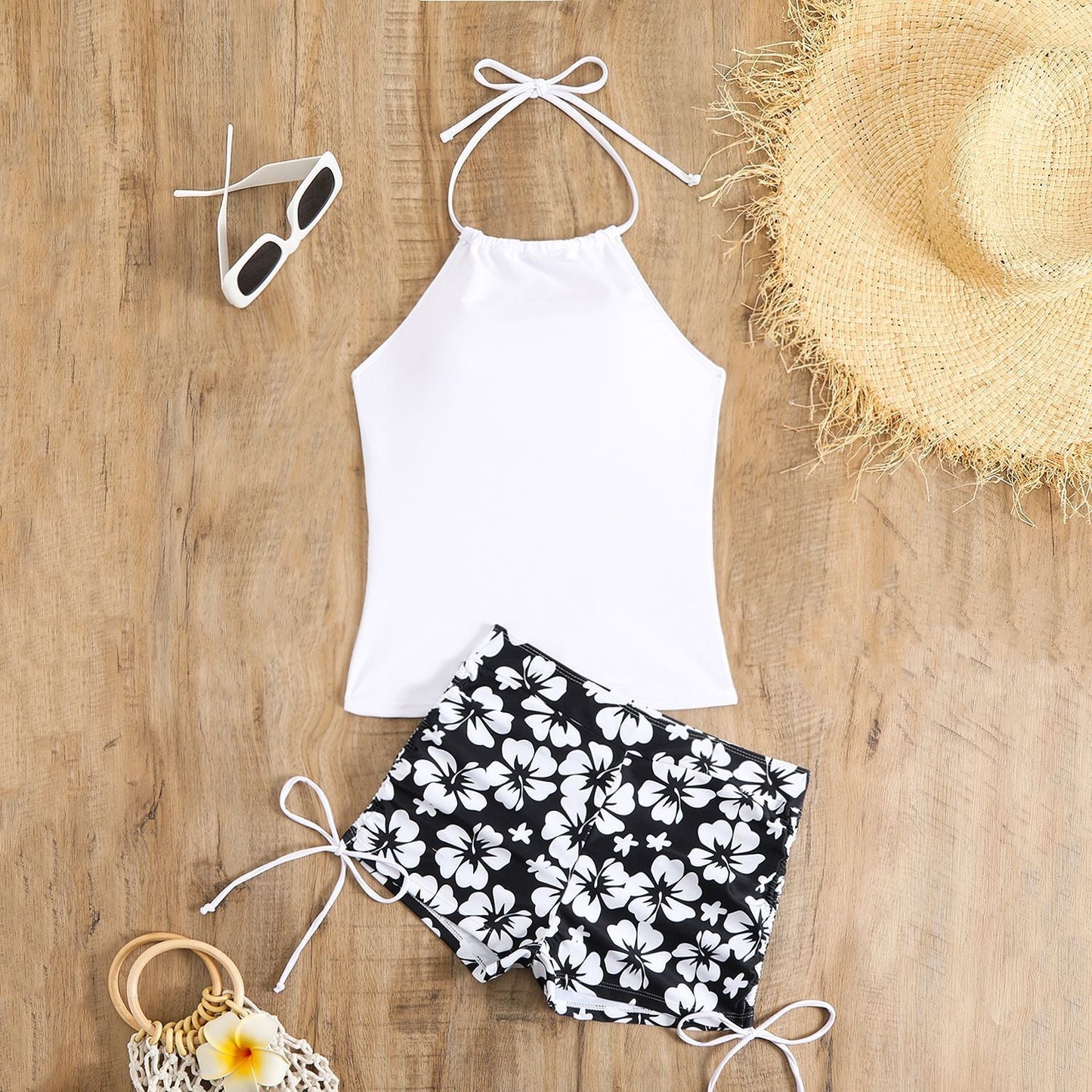 Ensemble tankini pour femme avec bretelles réglables et short tendance