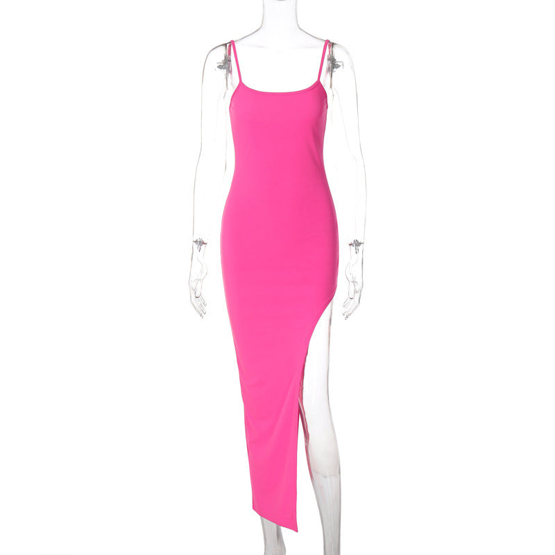 Elegantes Maxikleid für Damen mit asymmetrischem Schnitt und feinen Spaghettiträgern von berg-feldt