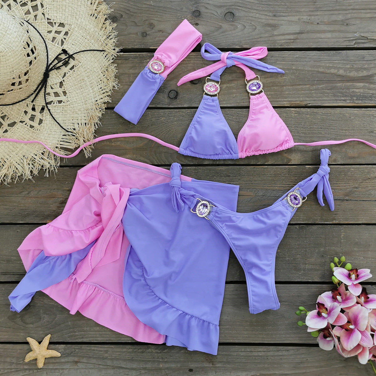 Haut de bikini romantique pour femme avec volants et détails bijoux de berg-feldt