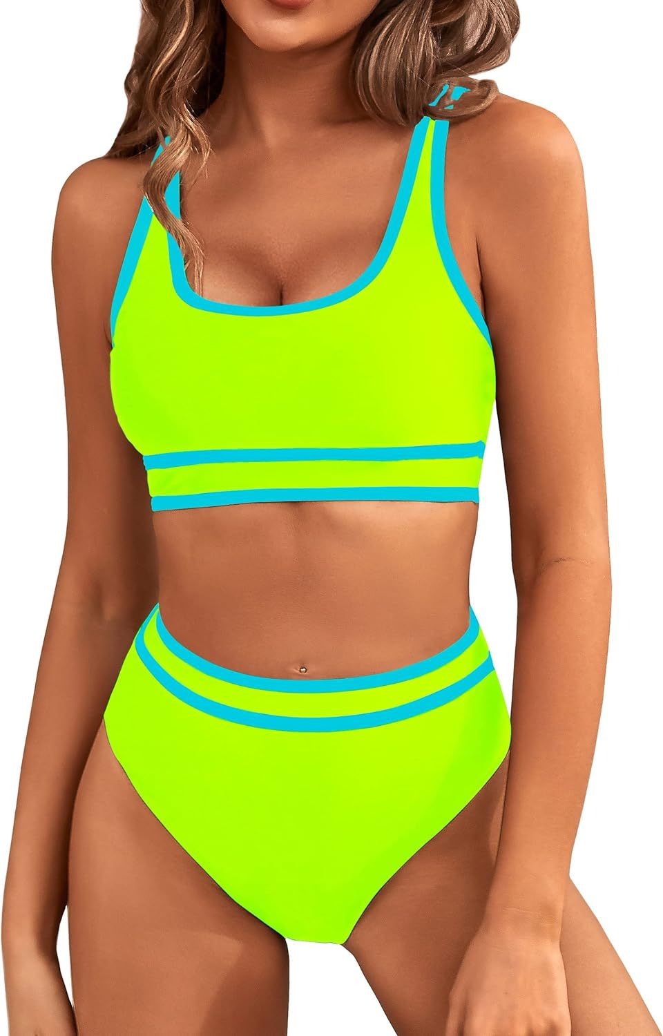 Haut de maillot de bain sportif pour femme avec larges bretelles et échancrure haute de berg-feldt