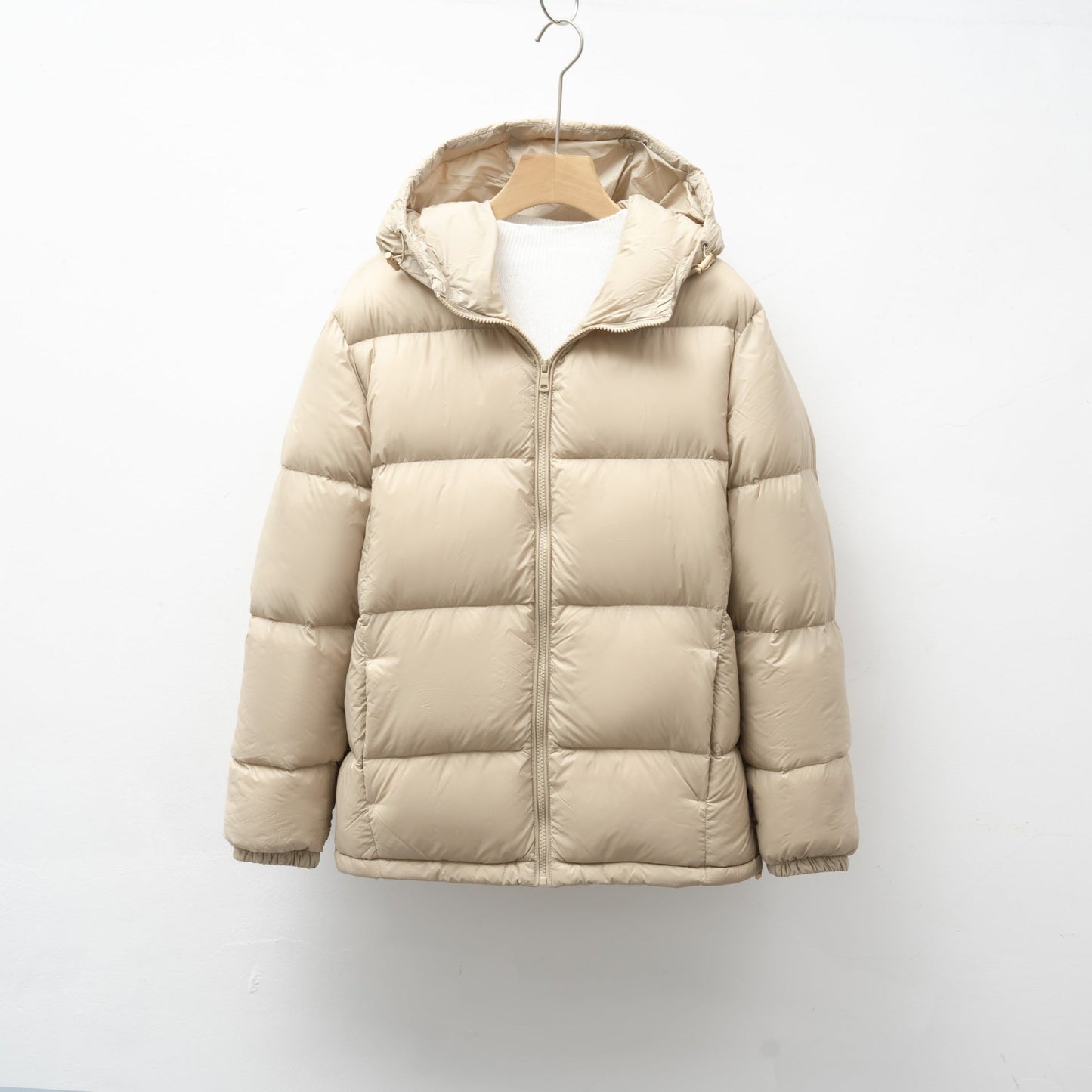 Veste d'hiver isolée légère pour femme avec capuche réglable Berg-Feldt