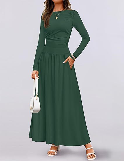 Robe longue à manches longues pour femmes avec d'élégants détails volantés et des poches pratiques Berg-Feldt