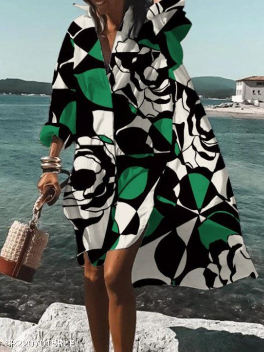 Robe chemise oversize Berg-Feldt pour femme à motif géométrique abstrait