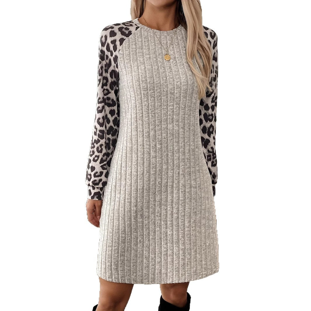 Robe sweat femme moderne avec manches imprimé animal et design côtelé de berg-feldt